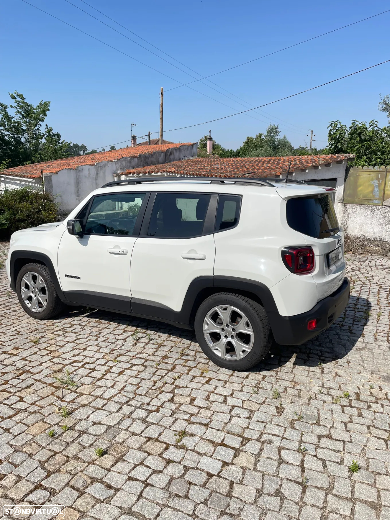 Jeep Renegade 1.0 T Limited - 9