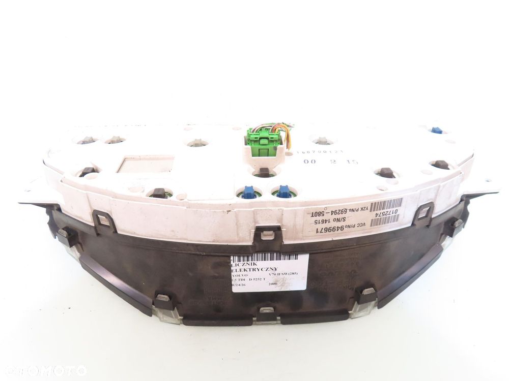 LICZNIK VOLVO V70 II 2.5 TDI 69294580T 9499671 - 5