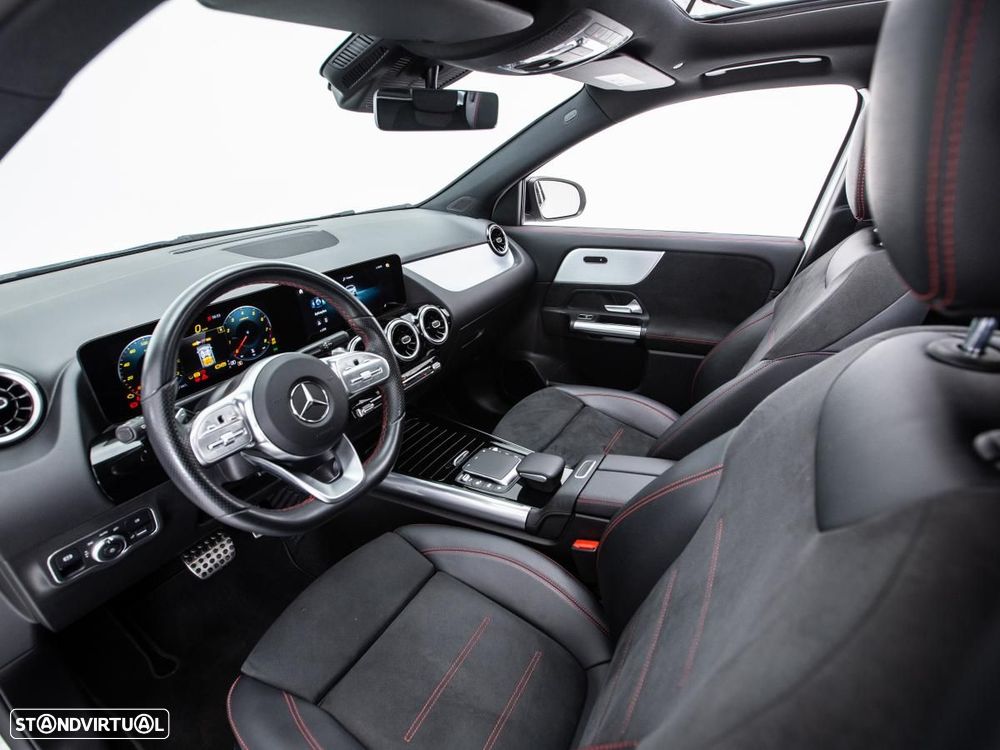 Mercedes-Benz GLA 250 4Matic 8G-DCT - 9