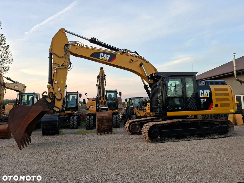 Caterpillar CAT 326 FL - 2