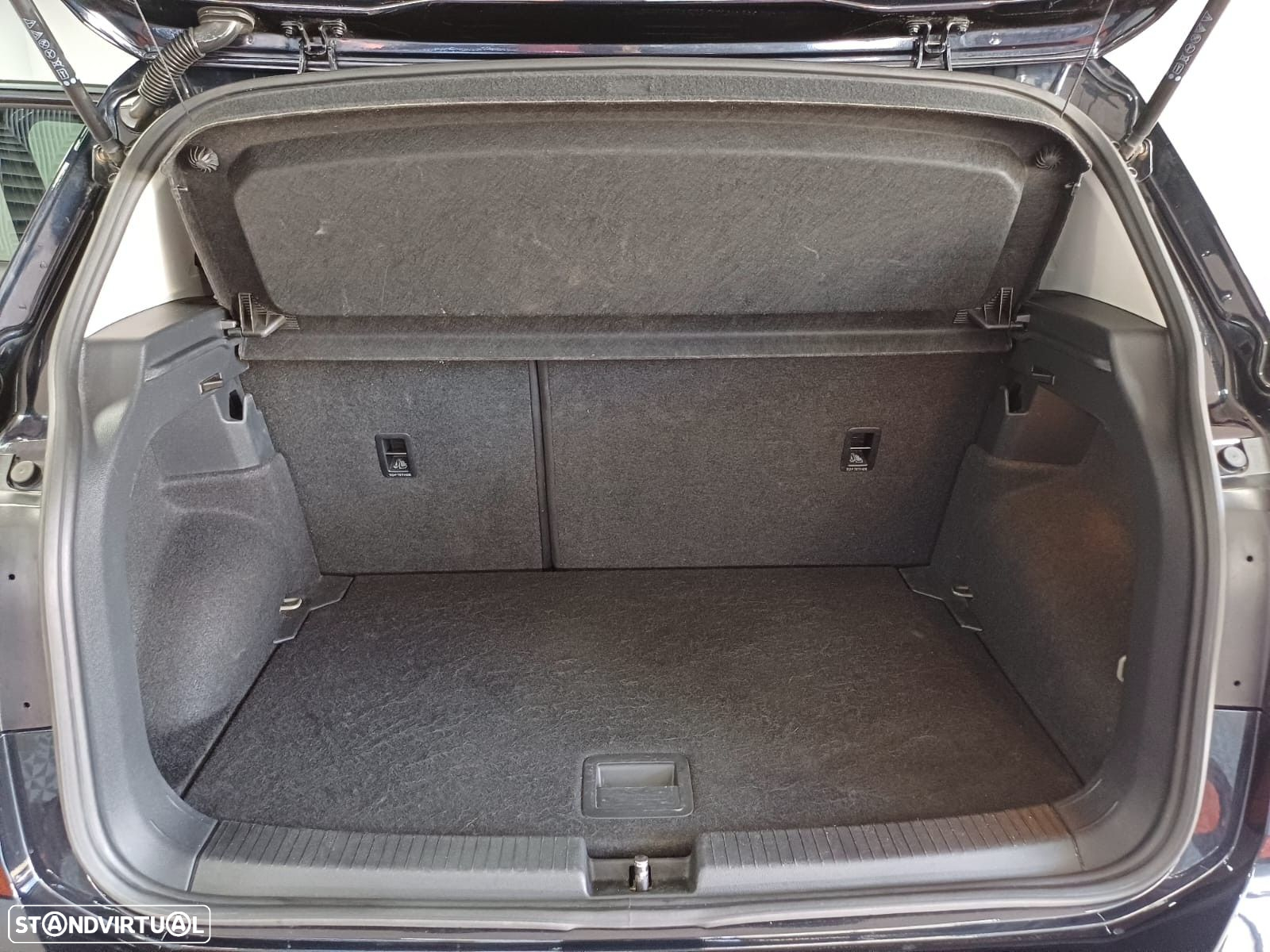 VW T-Cross 1.0 TSI Life - 22