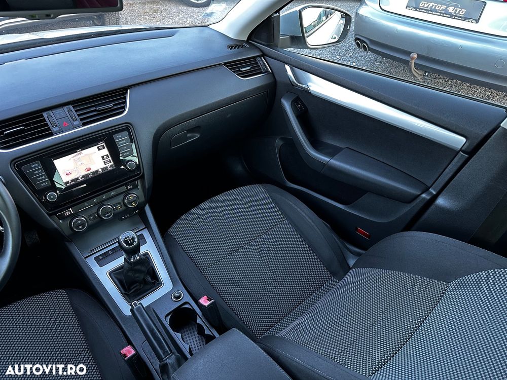 Skoda Octavia 1.6 TDI Business - 15