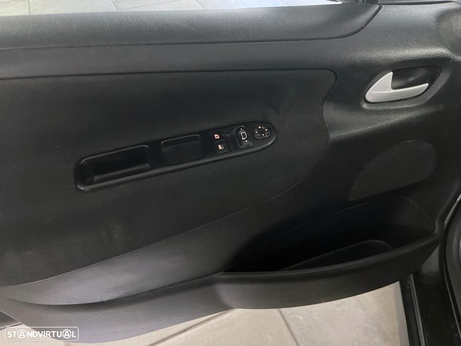 Peugeot 207 SW 1.6 HDi Active - 12