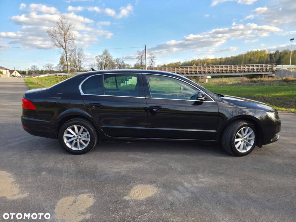 Skoda Superb 1.6 TDI Green tec Active - 4