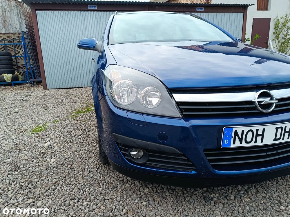 Opel Astra 1.9 CDTI - 25