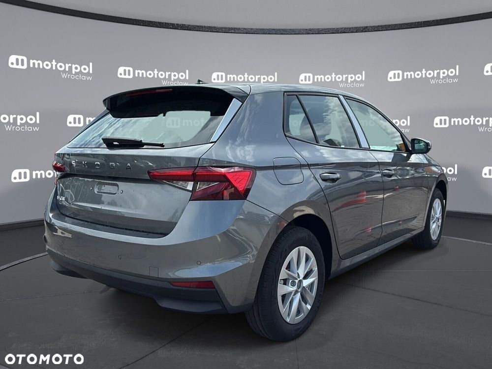 Skoda Fabia - 8