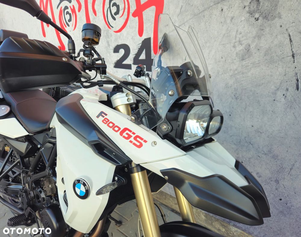 BMW F - 24