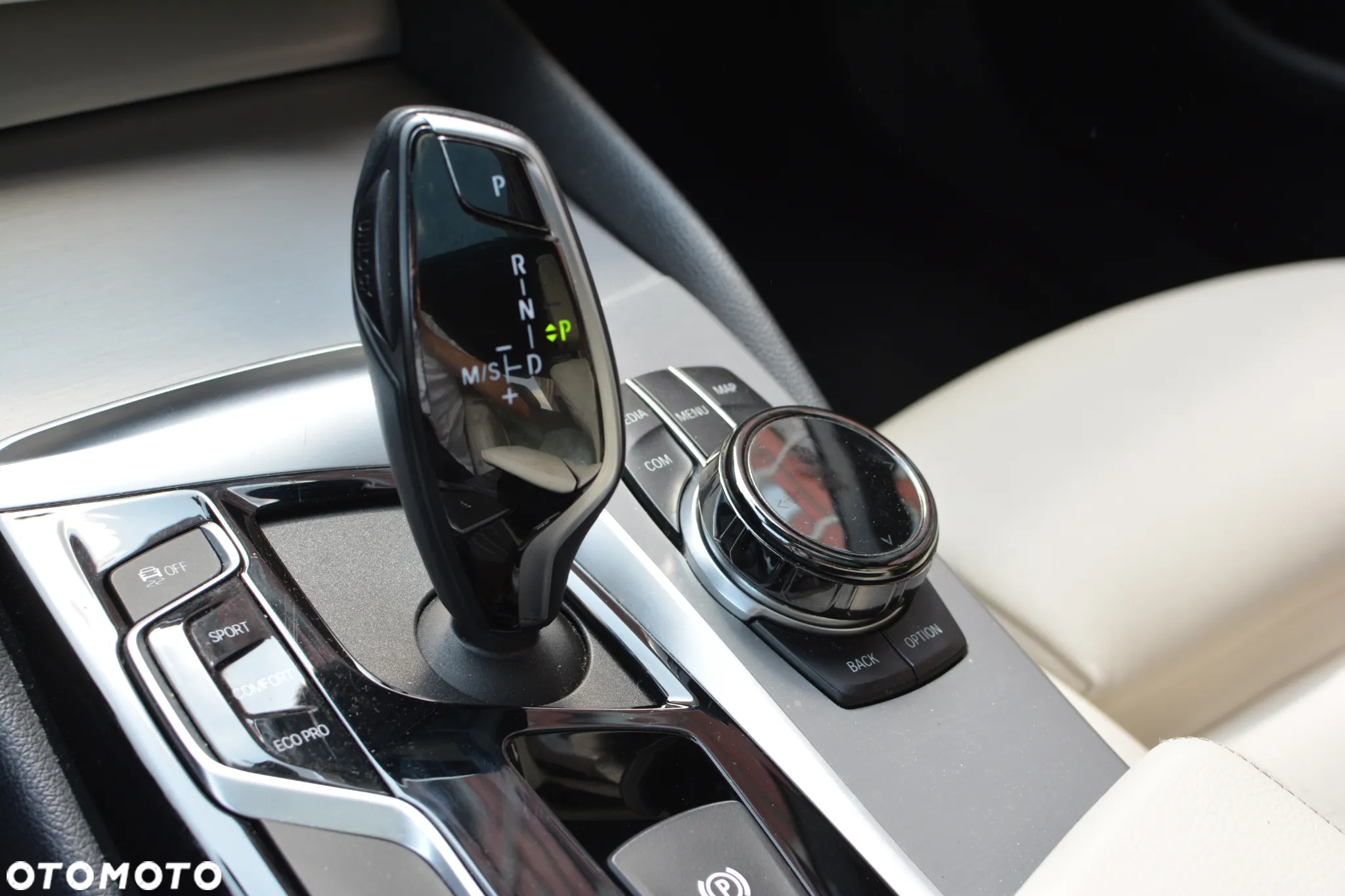 BMW Seria 5 520d xDrive Sport Line sport - 9
