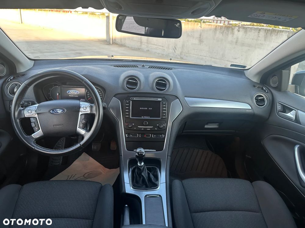 Ford Mondeo 2.0 TDCi Titanium - 19