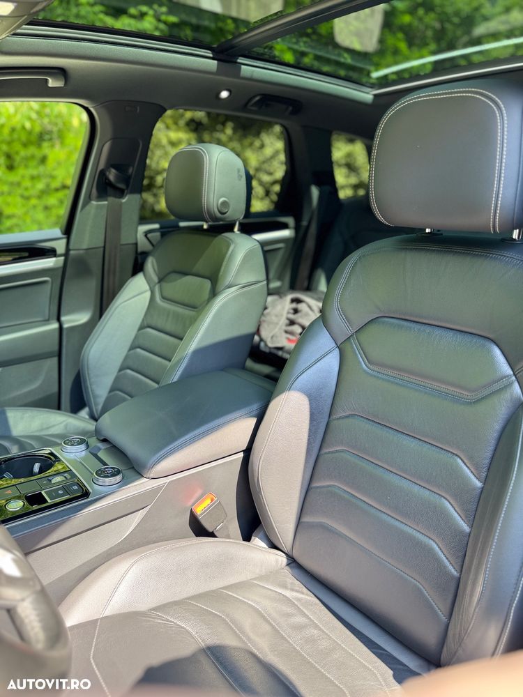 Volkswagen Touareg - 37