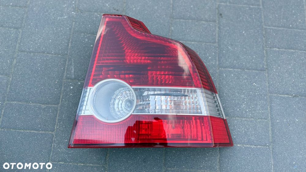 Lampa prawa tył Volvo s40 tylna Europa 04-07 oryginał - 5