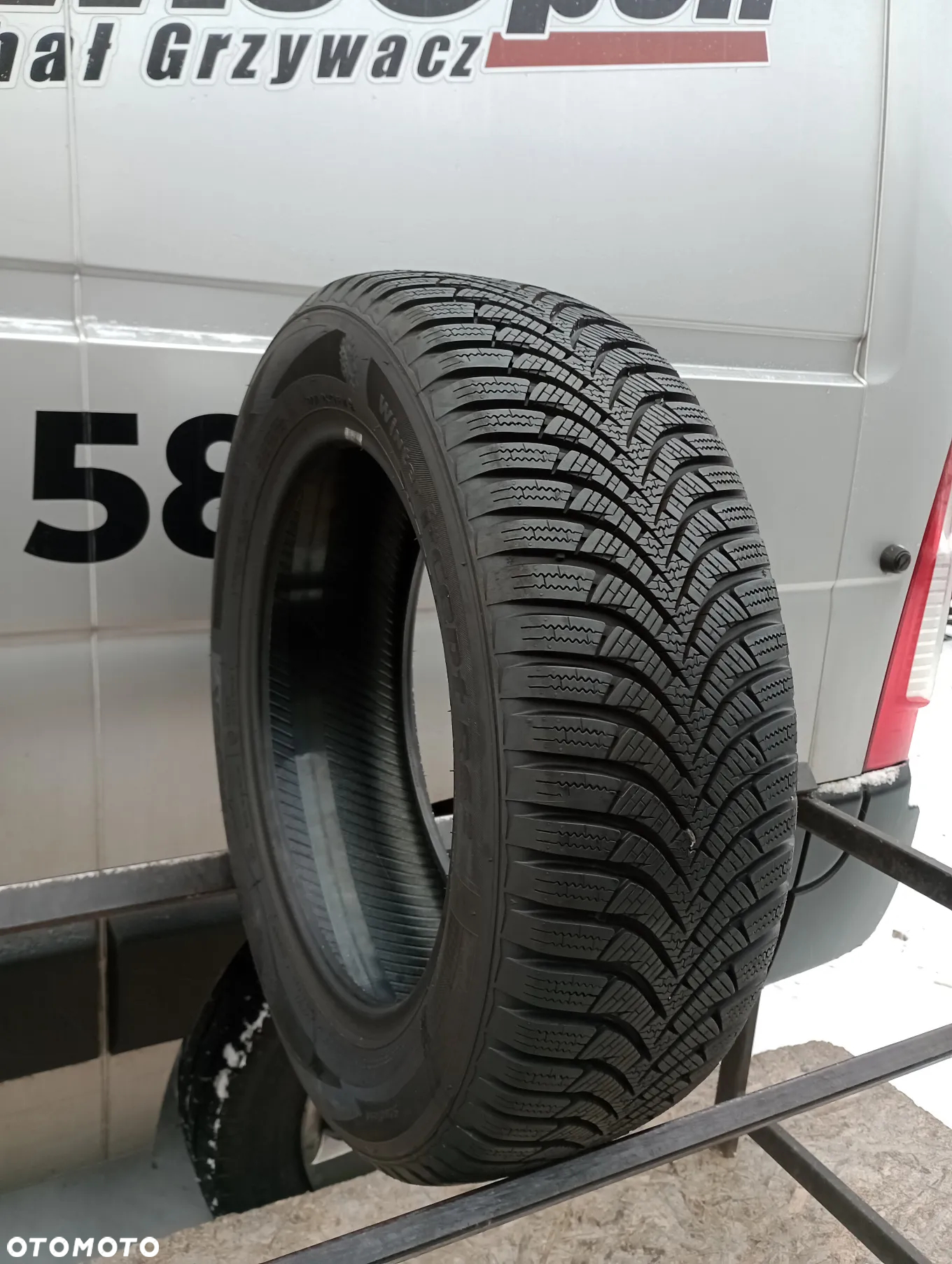 *OPONA ZIMOWA 1x 195/60 R16 89H HANKOOK WINTER I CEPT RS2 2021R 8MM - 4