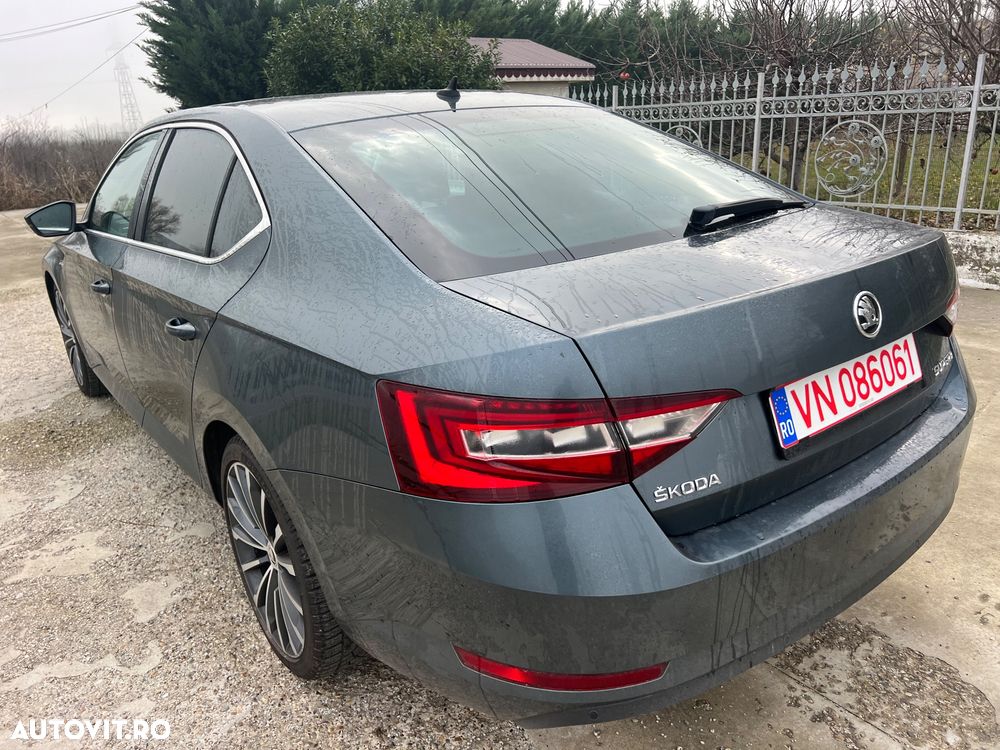 Skoda Superb 2.0 TDI DSG Laurin & Klement - 3
