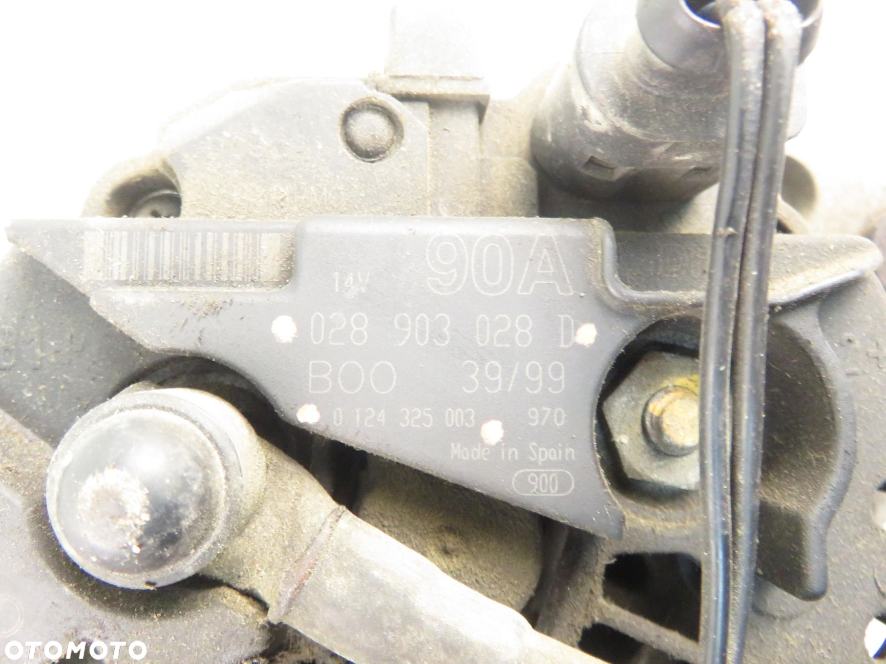 ALTERNATOR VW GOLF IV (1J1) 1.4 16V - AHW 028903028D 0124325003 - 7