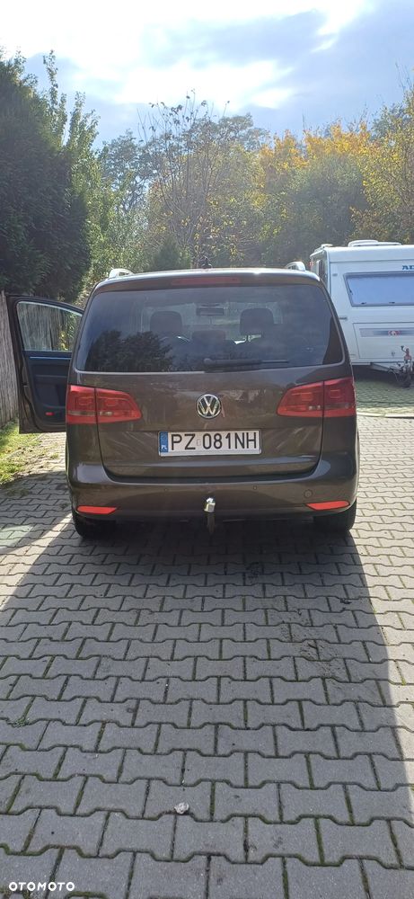 Volkswagen Touran 2.0 TDI DPF Comfortline DSG - 2