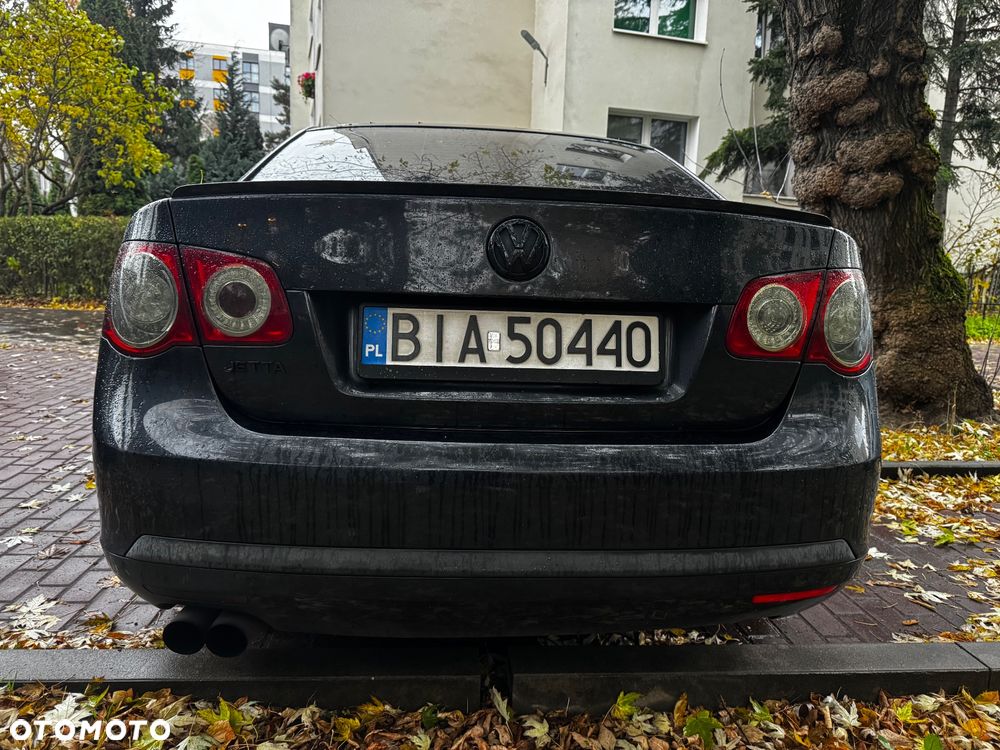 Volkswagen Jetta 2.0 TSI Sportline - 3