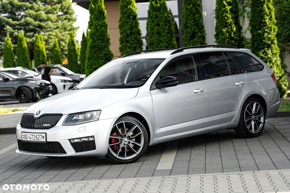 Skoda Octavia 2.0 TDI DSG RS - 3