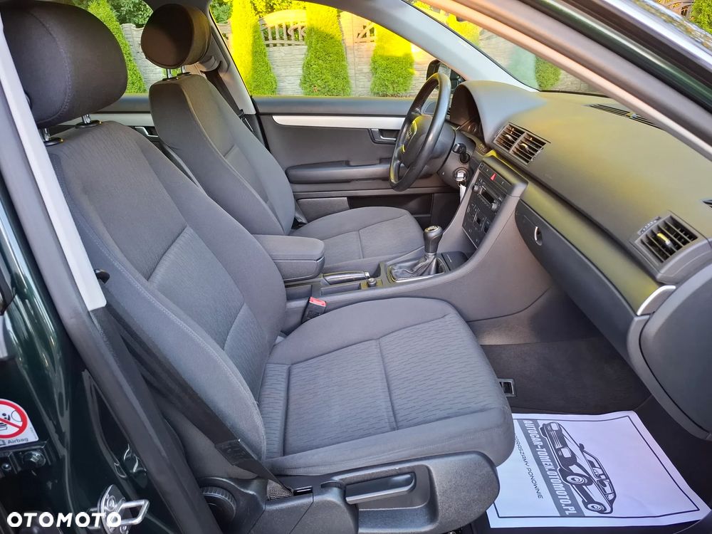Audi A4 Limousine - 21