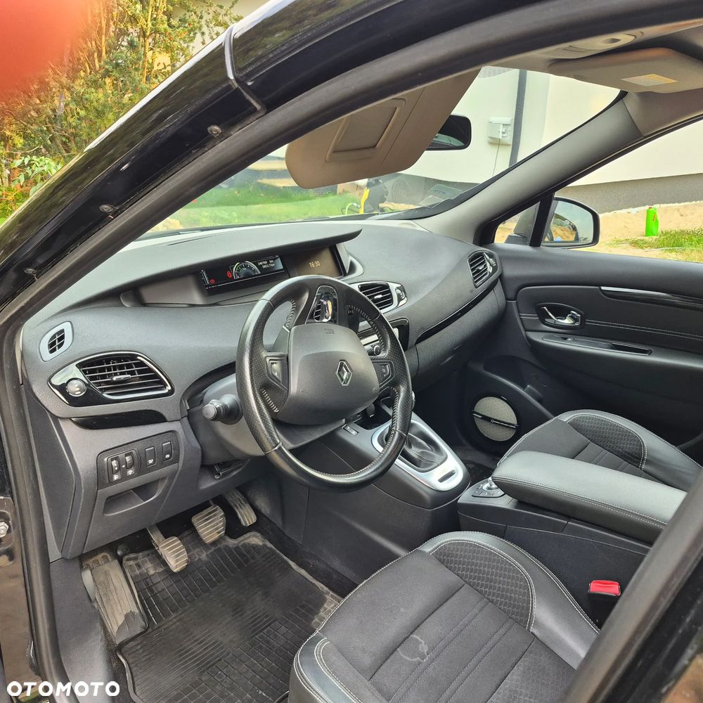 Renault Scenic 1.6 dCi Energy Bose Edition - 13
