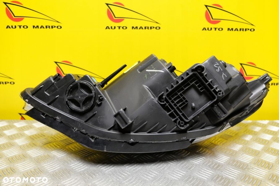 KIA OPTIMA 2015- REFLEKTOR LAMPA ZWYKŁA SOCZEWKOWA Z LED R USA - 11