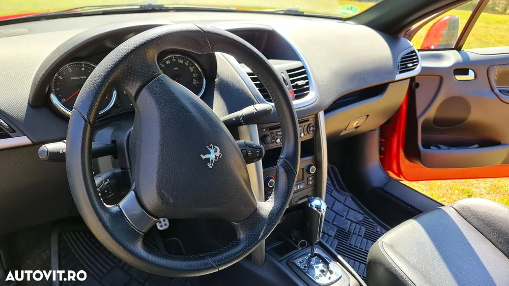 Peugeot 207 1.6 VTi BVA Active - 13