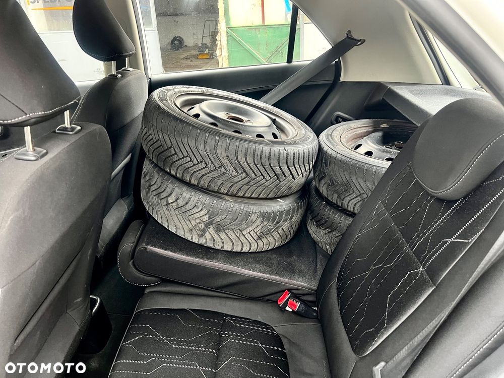 Kia Picanto 1.2 Dream Team Edition - 9