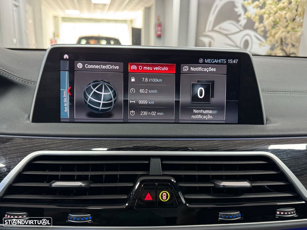 BMW 740 d xDrive Pack M Auto - 39