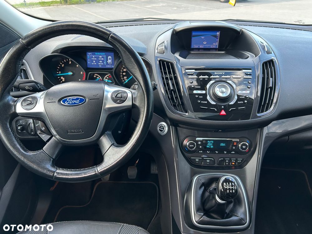 Ford Kuga 2.0 TDCi 4WD Titanium - 13