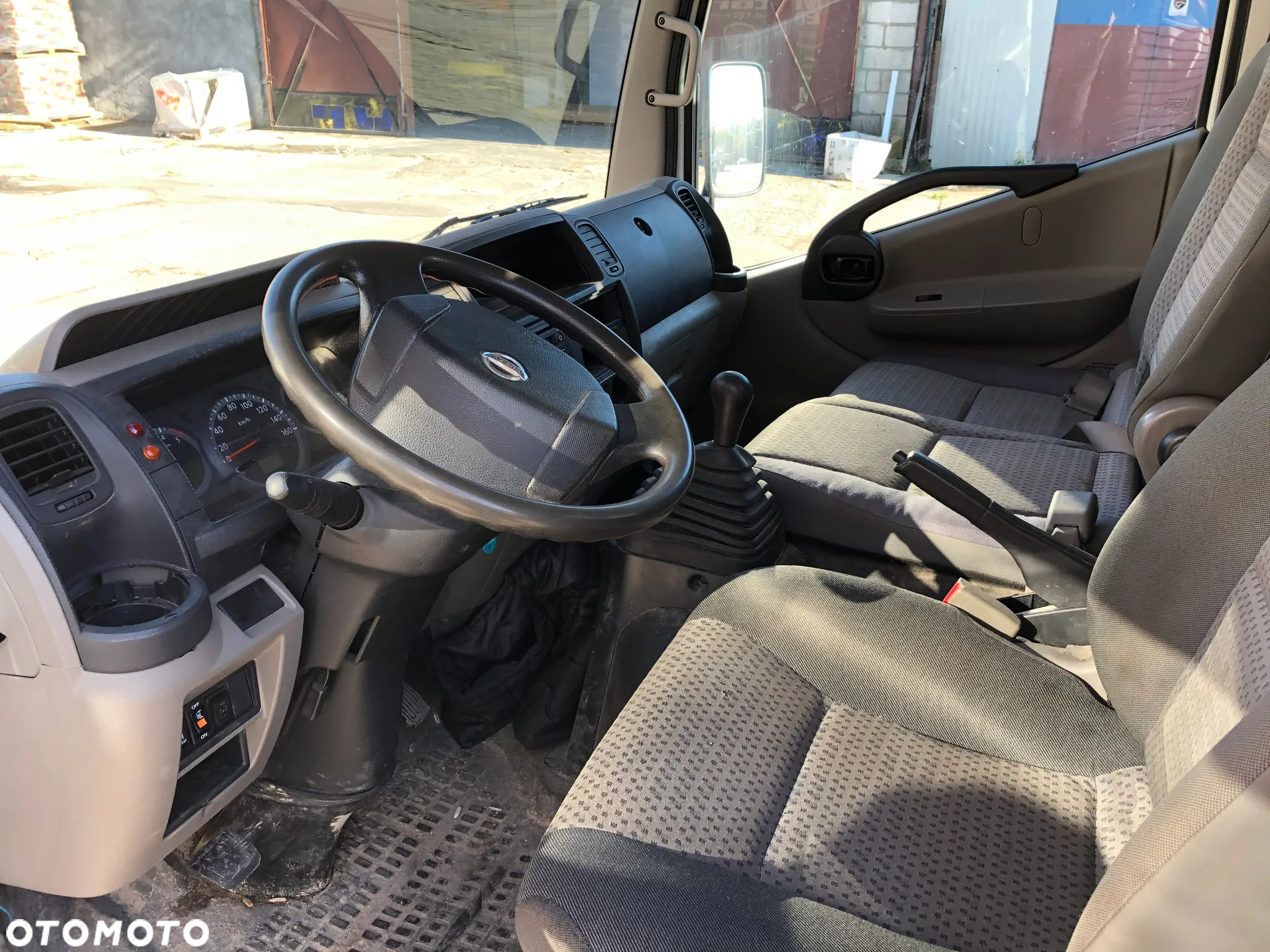 Nissan Cabstar - 6