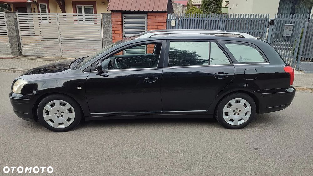 Toyota Avensis 1.8 VVT-i Executive - 10