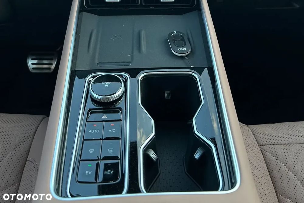 Chery Tiggo 9 1.5 T-GDI Super Hybrid Prestige 3DHT - 21