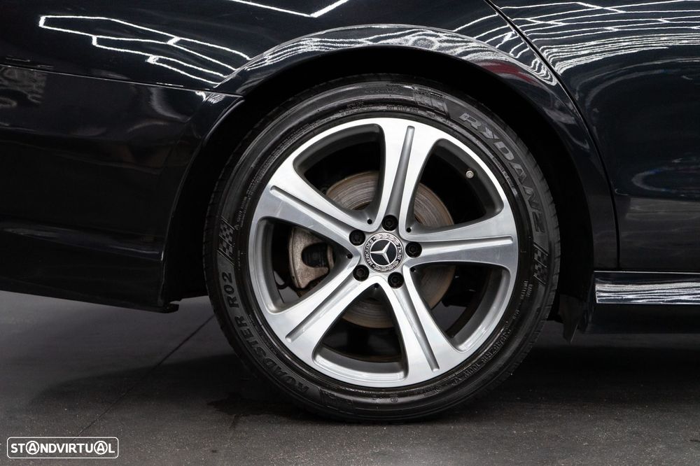 Mercedes-Benz E 220 d 9G-TRONIC AMG Line - 15