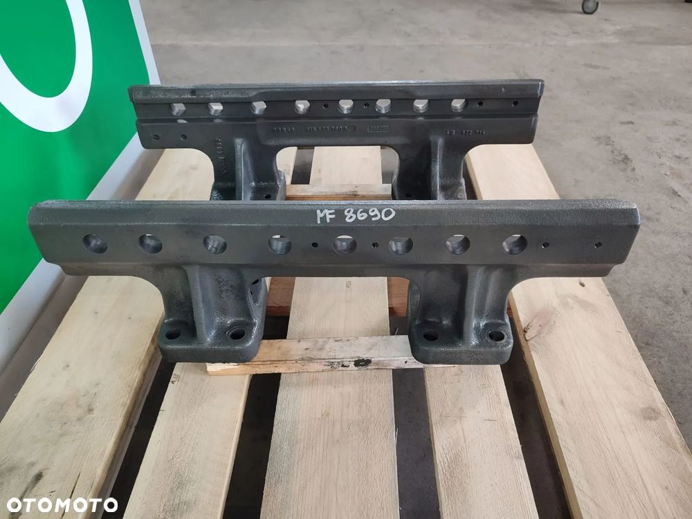 Listwa zaczepu  816500060022  AGCO Massey Ferguson 8690 - 4