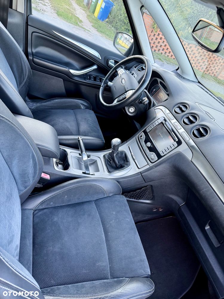 Ford S-Max - 7