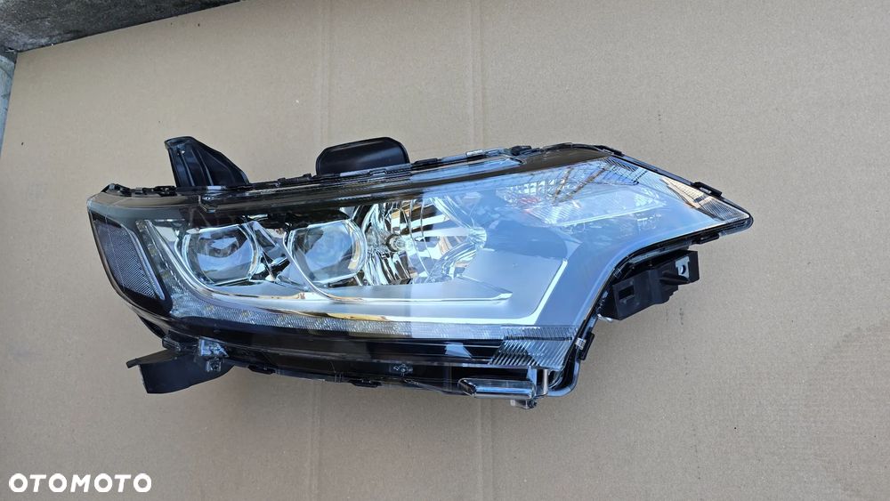 Mitsubishi Outlander  16-19 Lampa Przód FULL LED Prawa EU Oryginał - 3