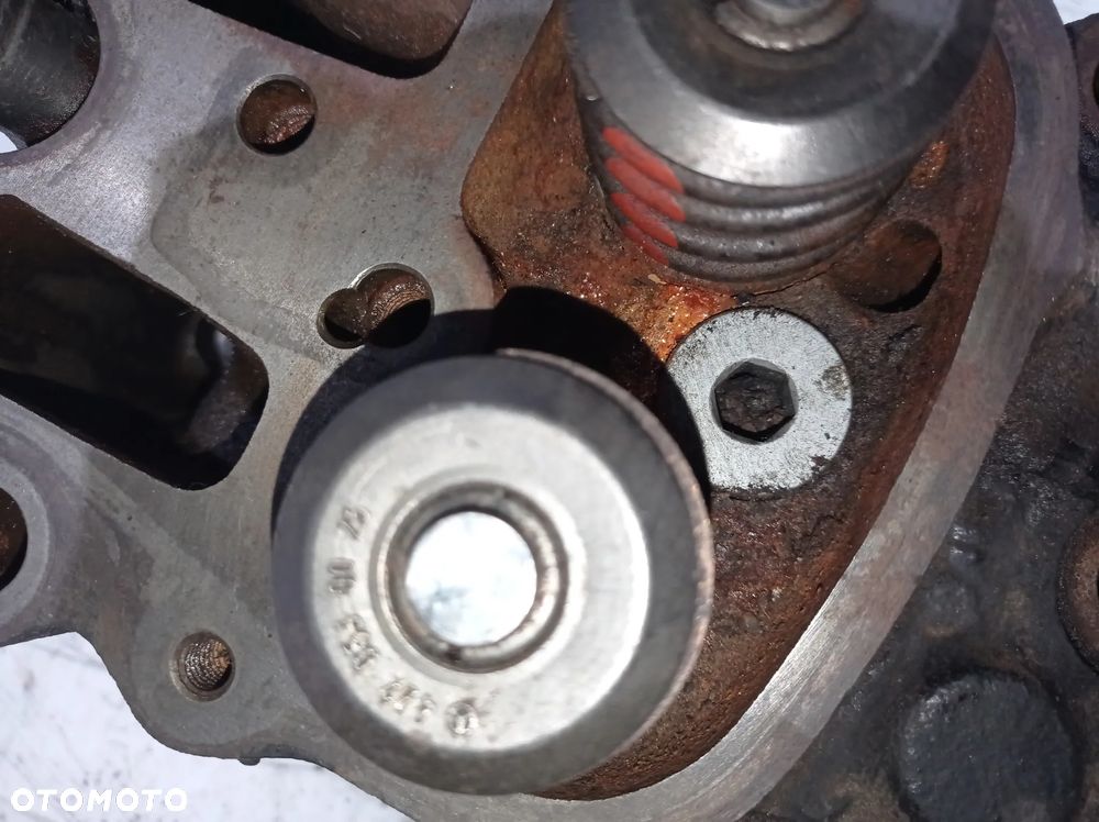 GŁOWICA SILNIKA MERCEDES V8 V6 OM442 OM422 OM441 - 8