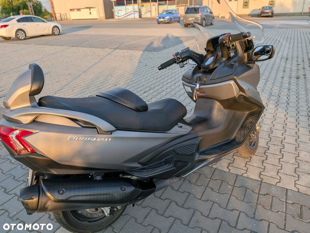 Suzuki Burgman - 9