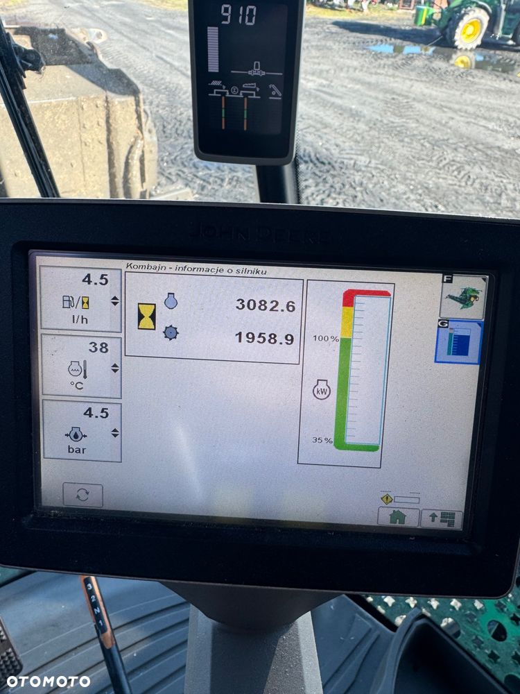 John Deere W540 - 11
