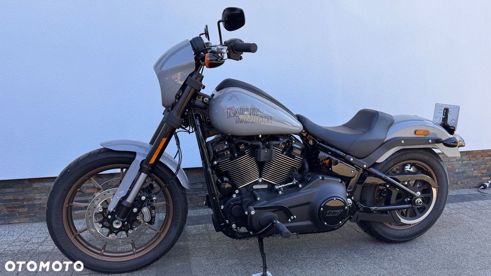 Harley-Davidson Softail Low Rider - 24