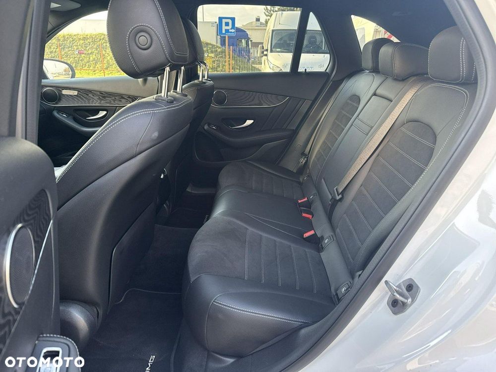 Mercedes-Benz GLC - 15