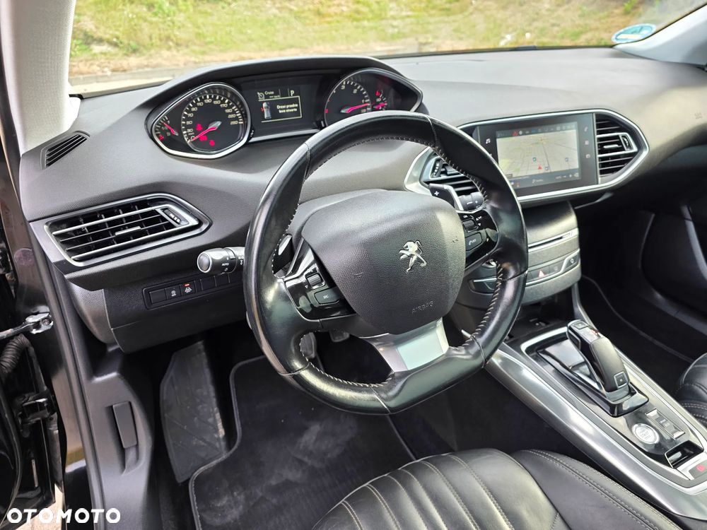 Peugeot 308 - 24