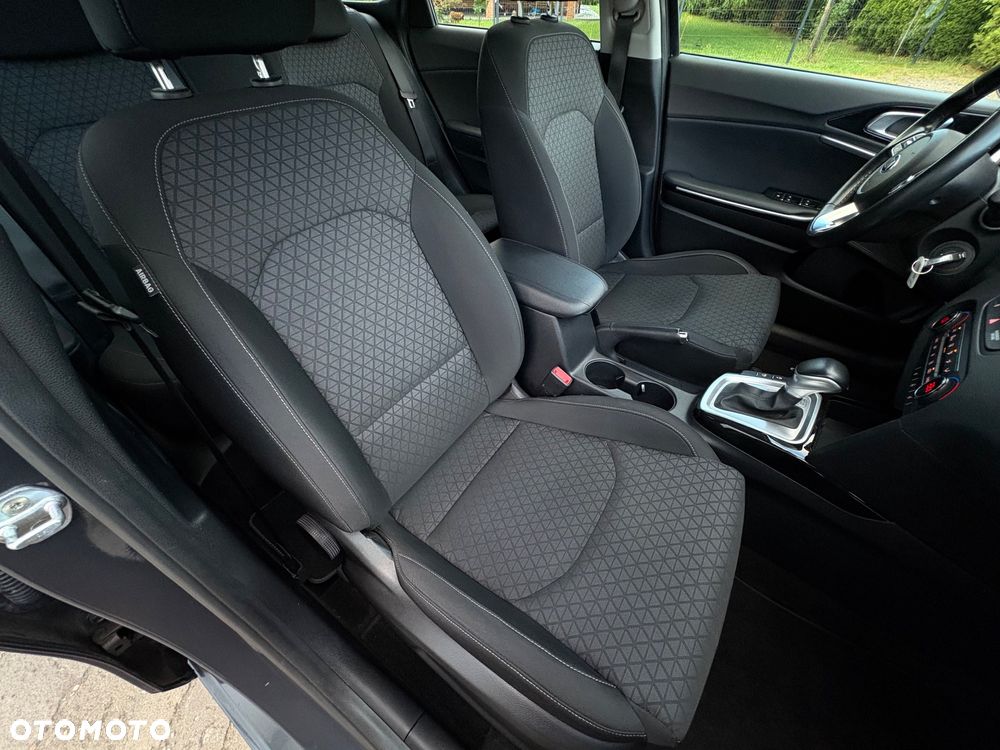 Kia Ceed 1.4 T-GDI L Business Line DCT - 22
