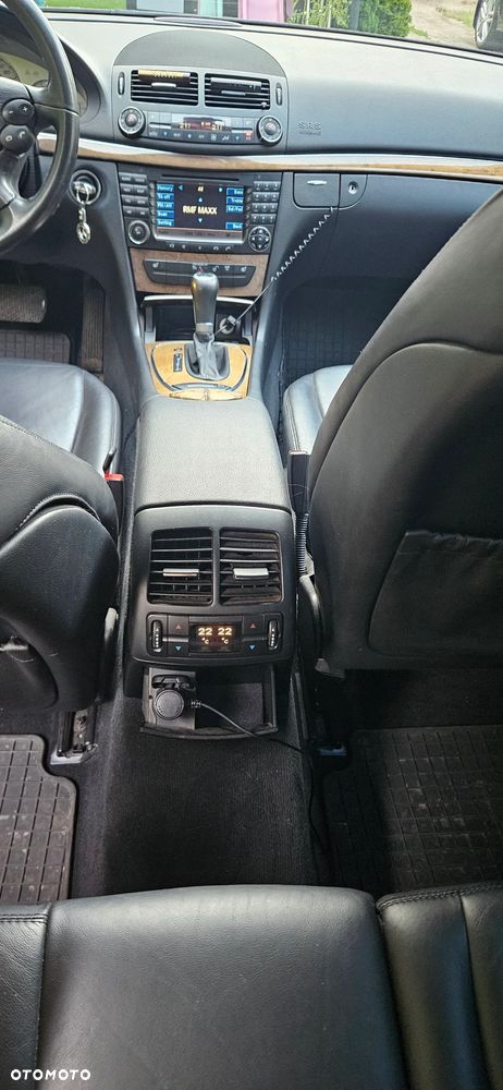 Mercedes-Benz Klasa E 350 Avantgarde - 17