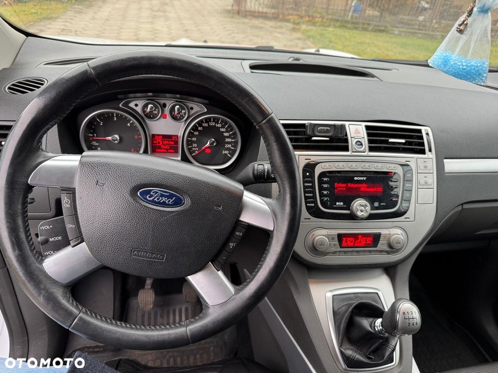 Ford Kuga 2.0 TDCi 2x4 Trend - 15