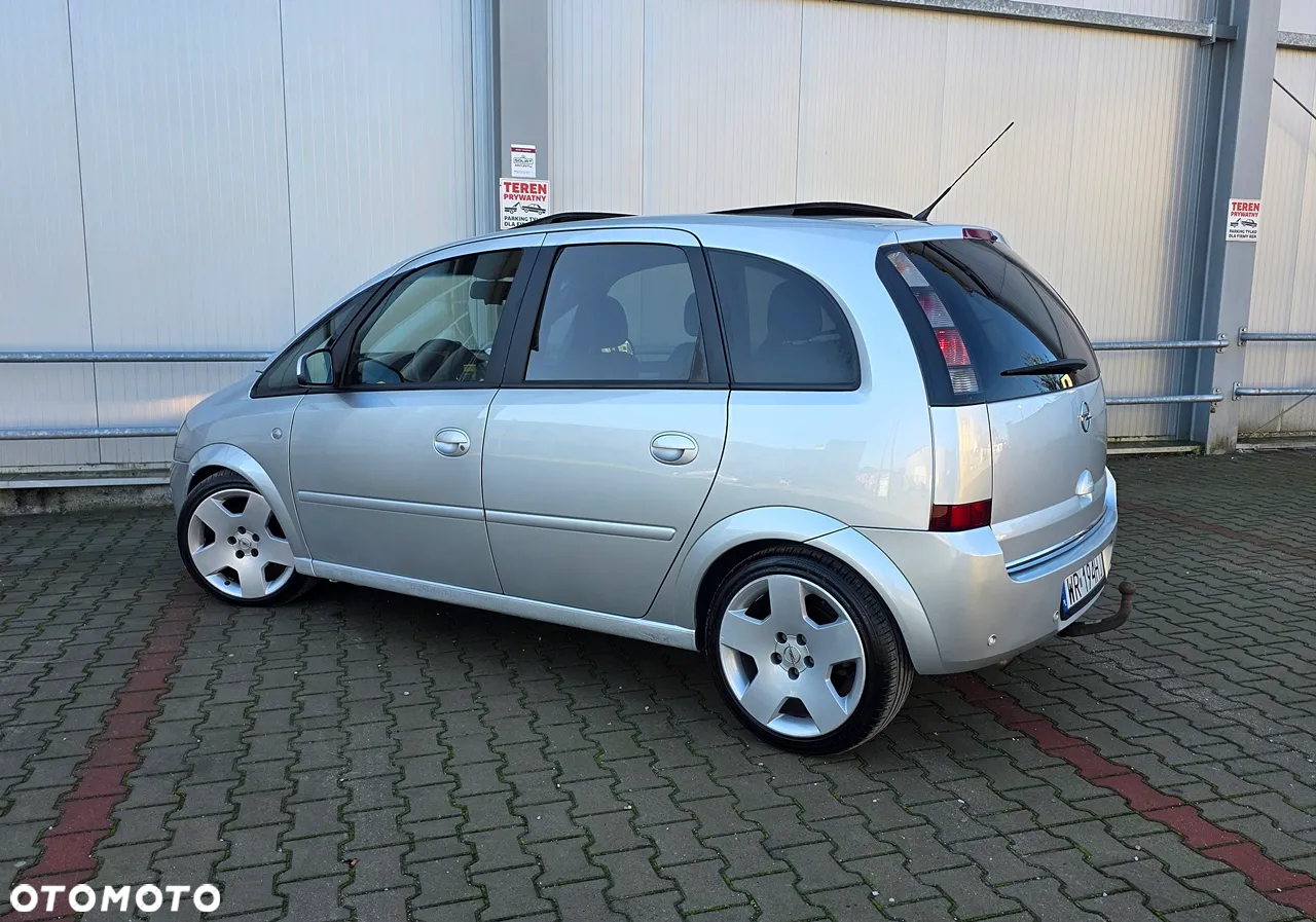 Opel Meriva 1.7 CDTI Cosmo - 9