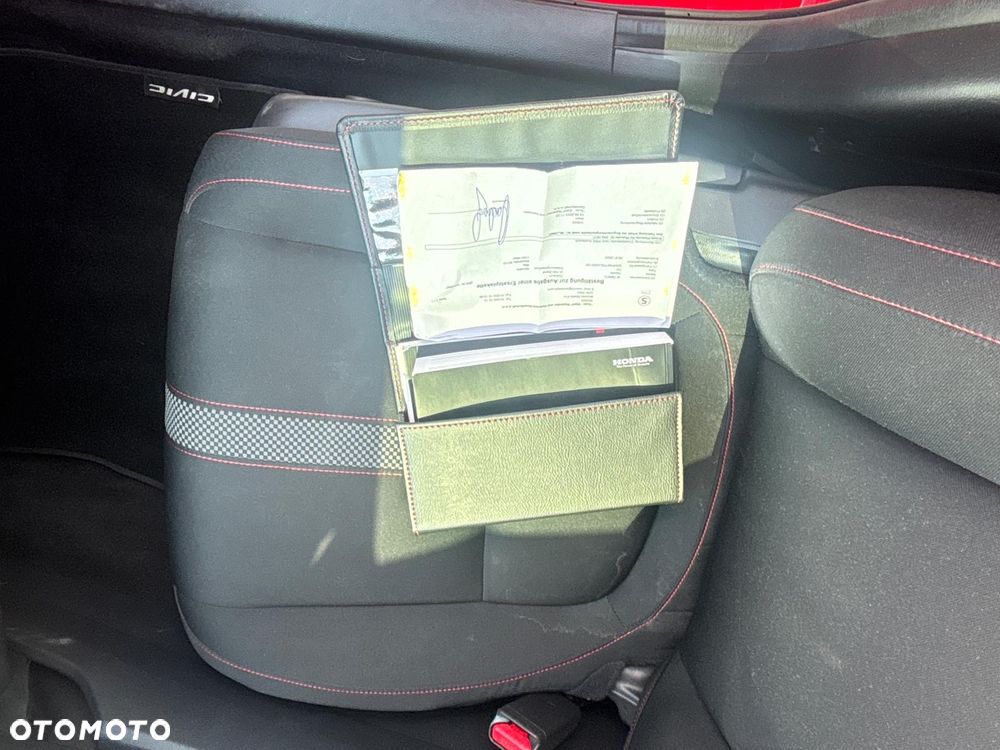 Honda Civic 1.0 i-VTEC Turbo Comfort Sport Line - 14