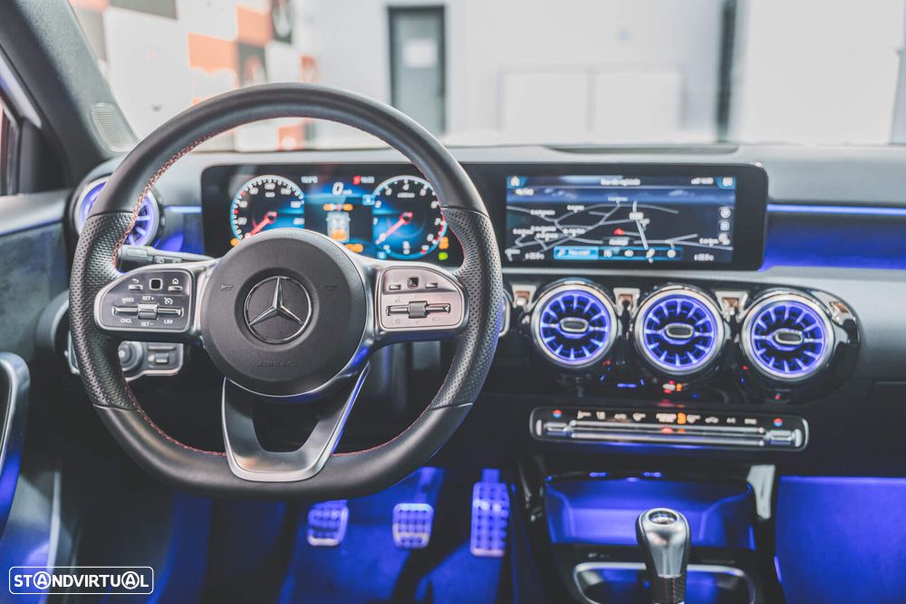 Mercedes-Benz A 160 AMG Line - 12