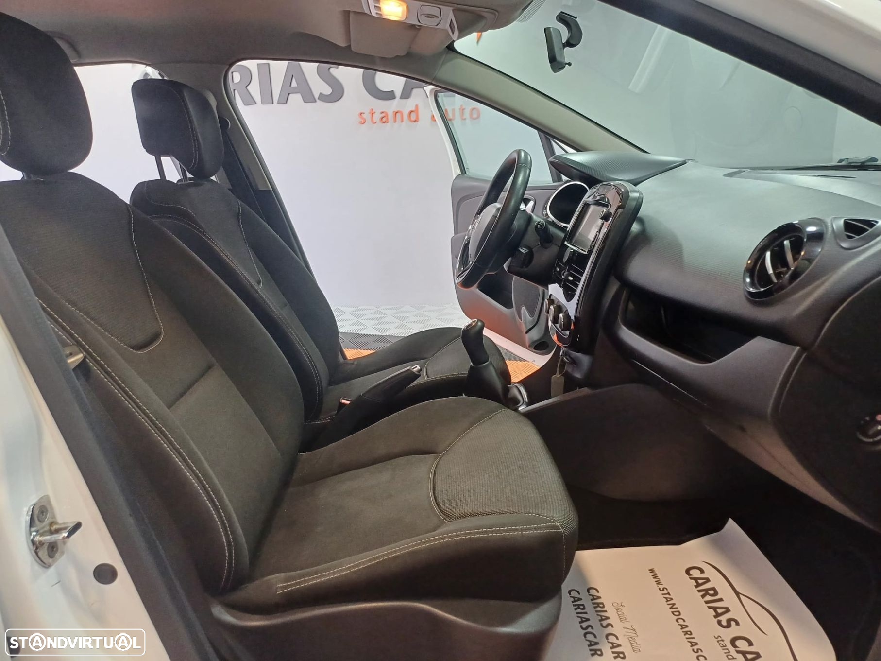 Renault Clio 1.5 dCi Dynamique S - 11