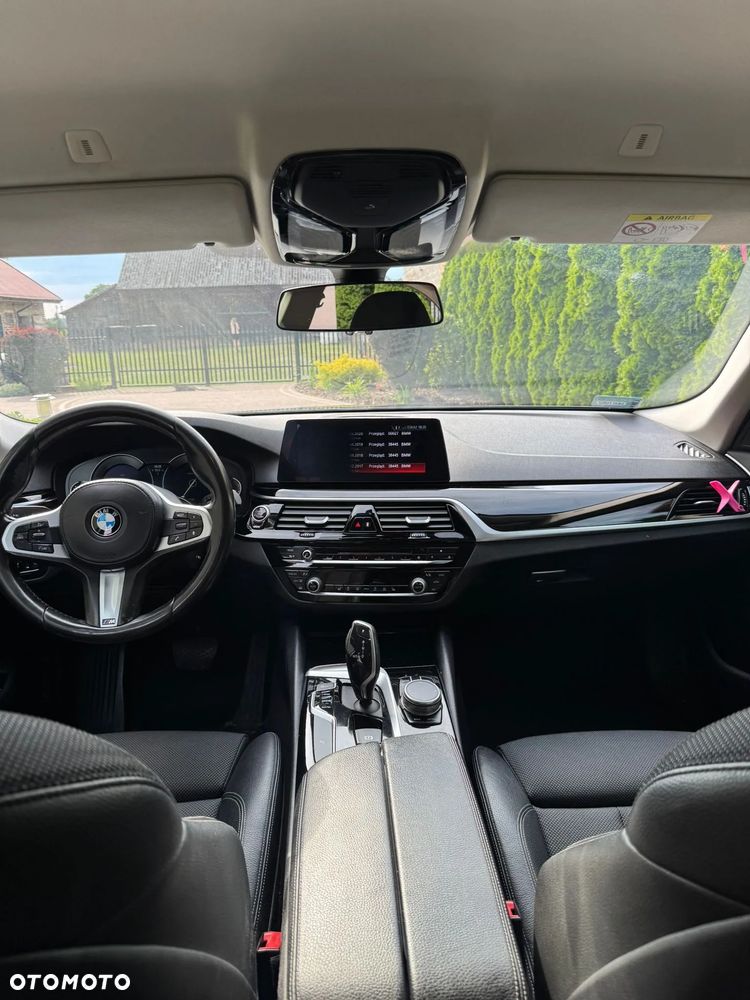 BMW Seria 5 520d Luxury Line - 11
