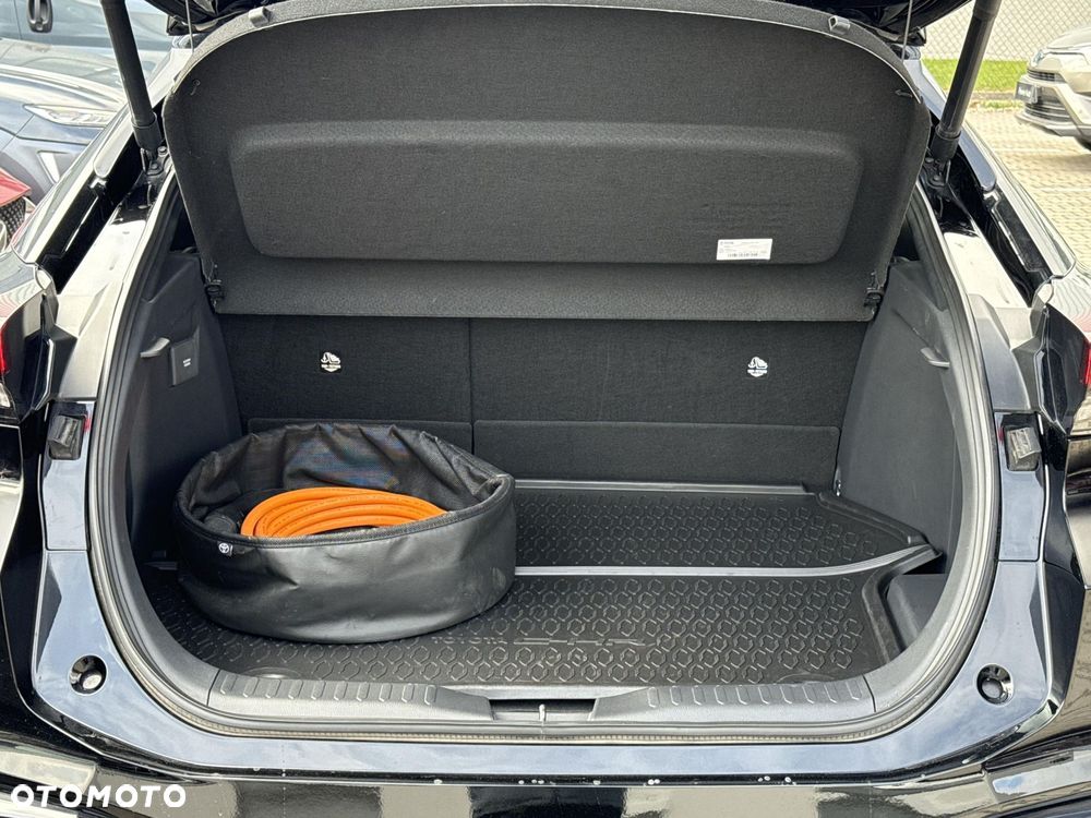 Toyota C-HR - 11